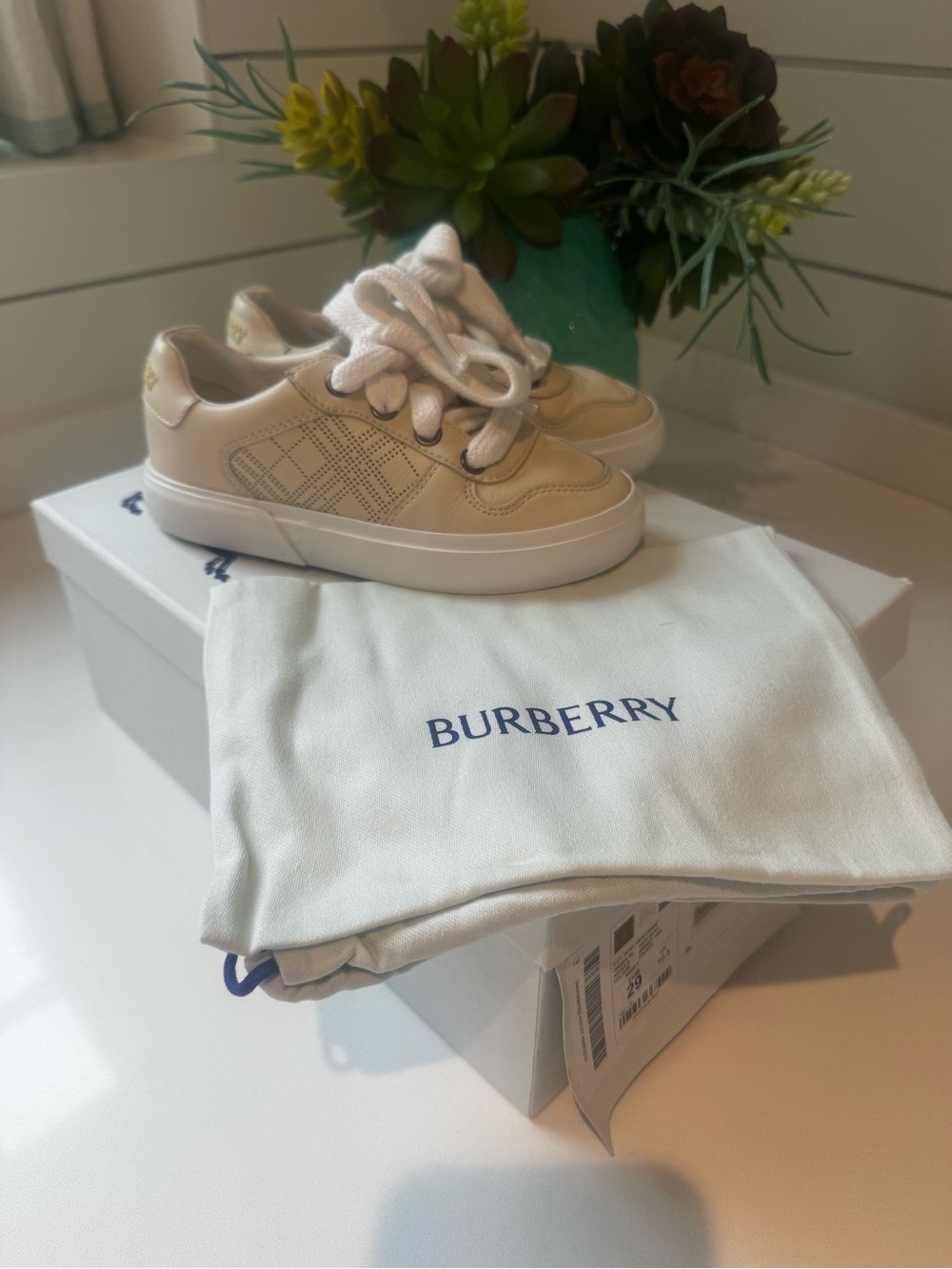 Burberry Kids Sneakers